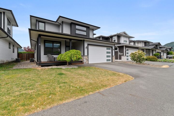 7328 Morrow Road 6 — photo 1