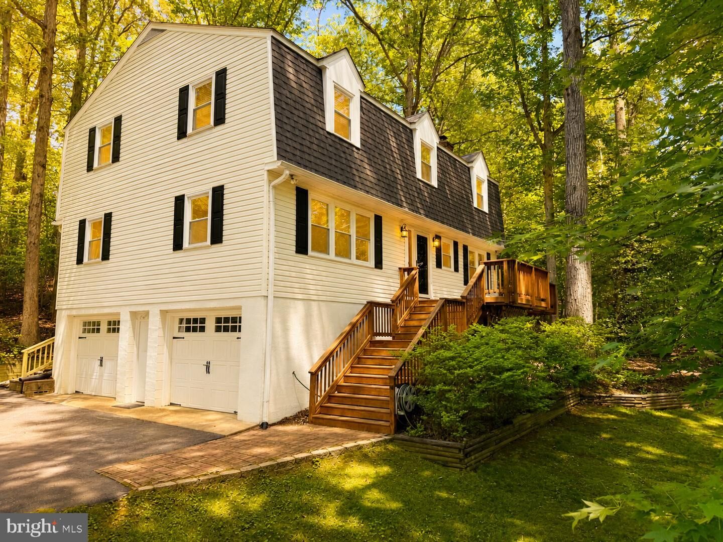 Property Photo: 101 Portugal Cove VA 22554