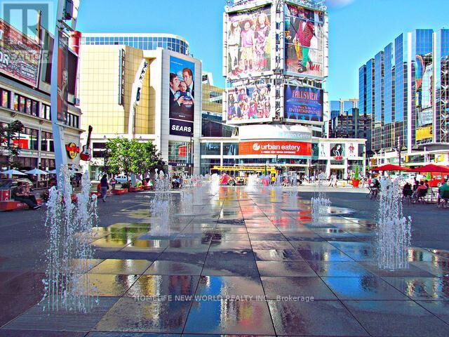 Property Photo:  386 Yonge Street 2116  ON M5B 0A5 