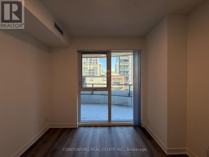 Property Photo:  180 Front Street East 903  ON M5A 0A9 