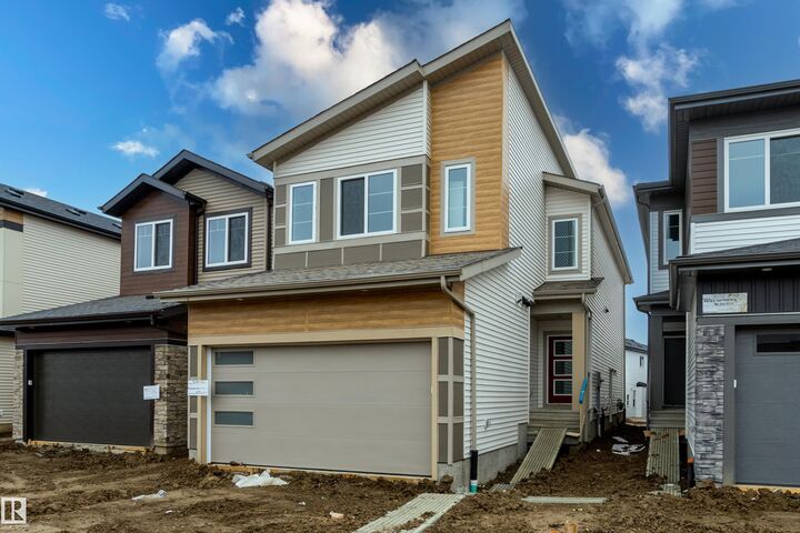 Property Photo:  3036 8 Avenue SW  AB T6X 3M6 