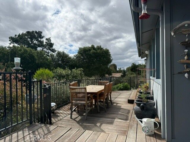 Property Photo:  4935 Vida Avenue  CA 93422 