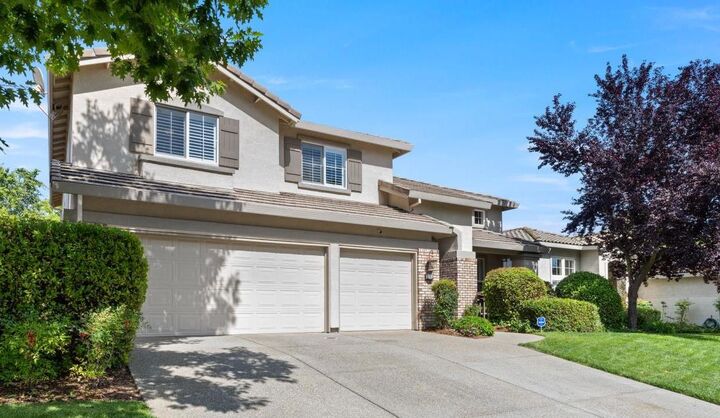 Property Photo:  3301 Stonehurst Drive  CA 95762 