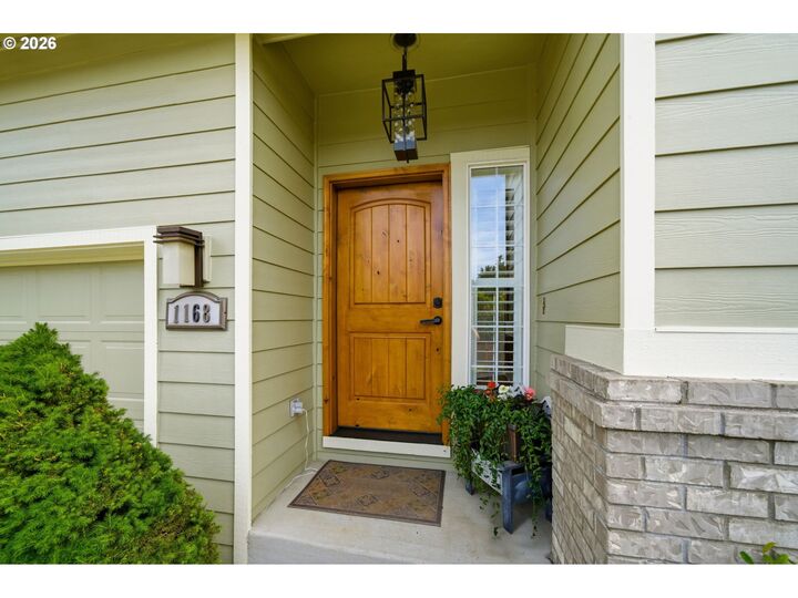 Property Photo: 1168 NW Vinca Ln WA 98607