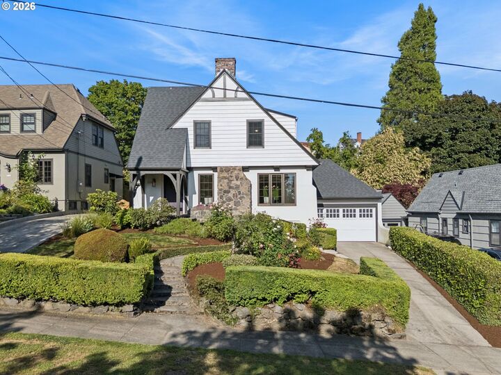 Property Photo:  3120 NE 37th Ave  OR 97212 