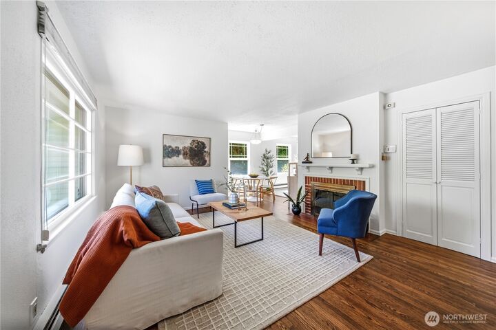 Property Photo:  8221  23rd Avenue NE  WA 98115 