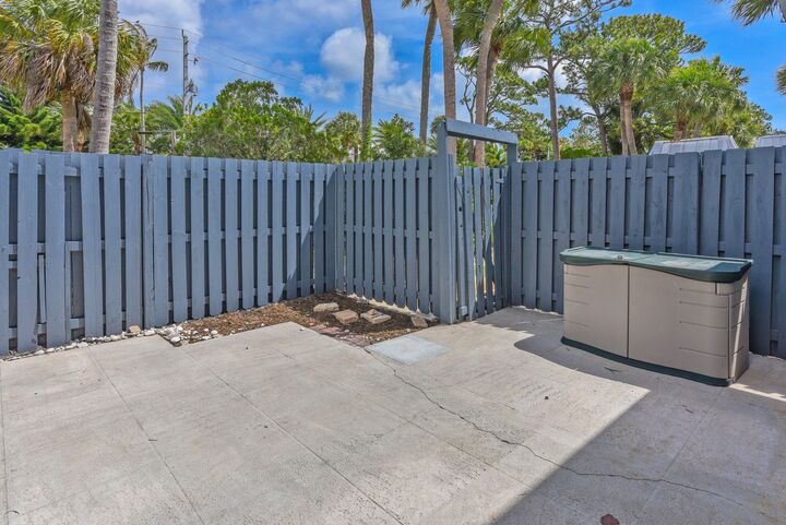 Property Photo:  3802 SE Jefferson Street  FL 34997 