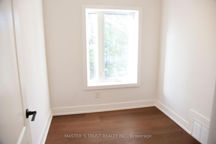 Property Photo: 19 Emmett Avenue ON M6M 2E3