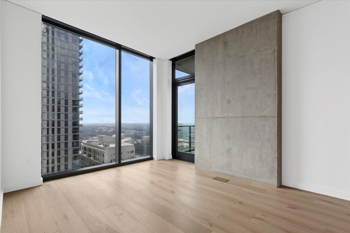 Property Photo:  610 Davis Street 2503  TX 78701 
