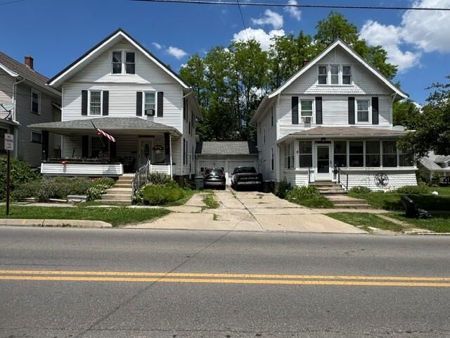 Property Photo:  452/450 W Main St  OH 44805 