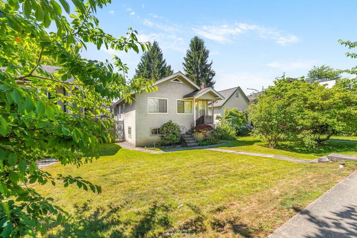 20 W King Edward Avenue — photo 1