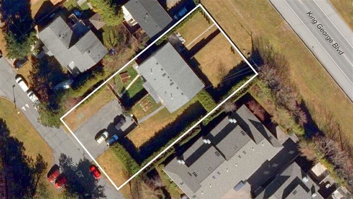 1835 King George Boulevard — photo 1