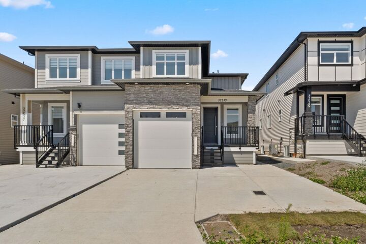 32539 Higginbottom Court — photo 1