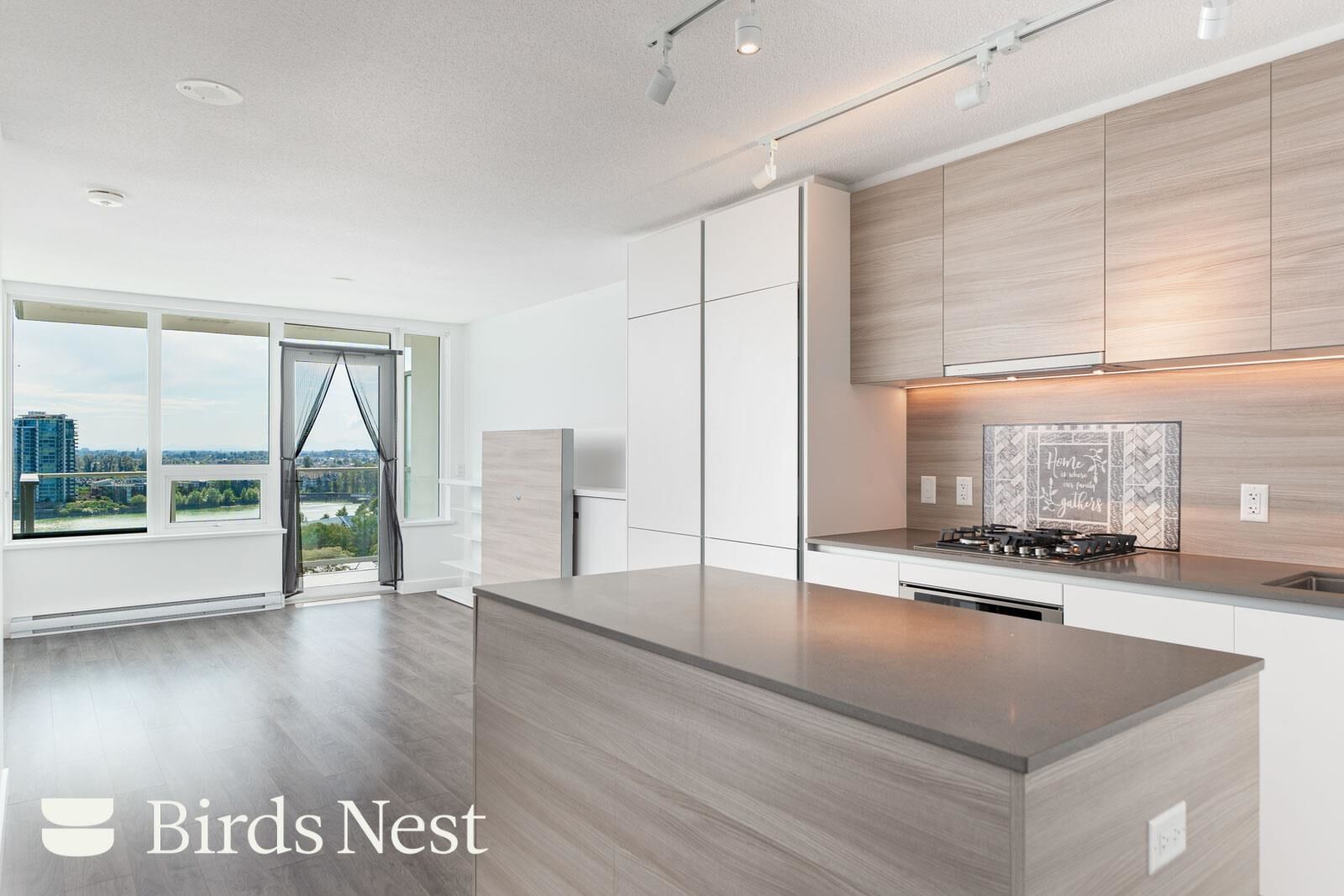 Property Photo:  988 Quayside Drive 1512  BC V3M 0L5 