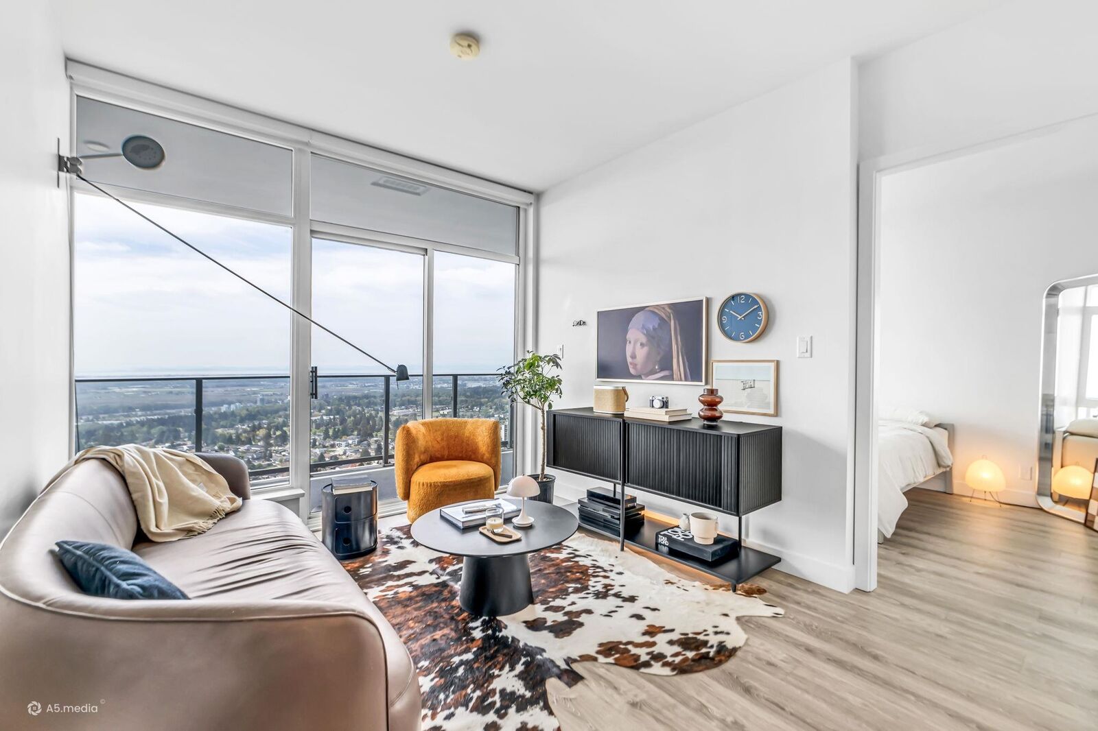 Property Photo: 6511 Sussex Avenue 3405 BC V5H 0K5