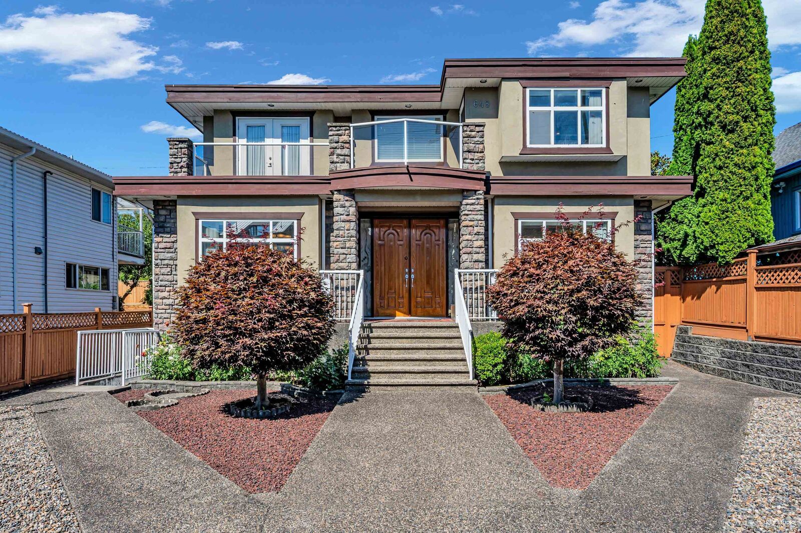 Property Photo: 648 E 3rd Street BC V7L 1G7