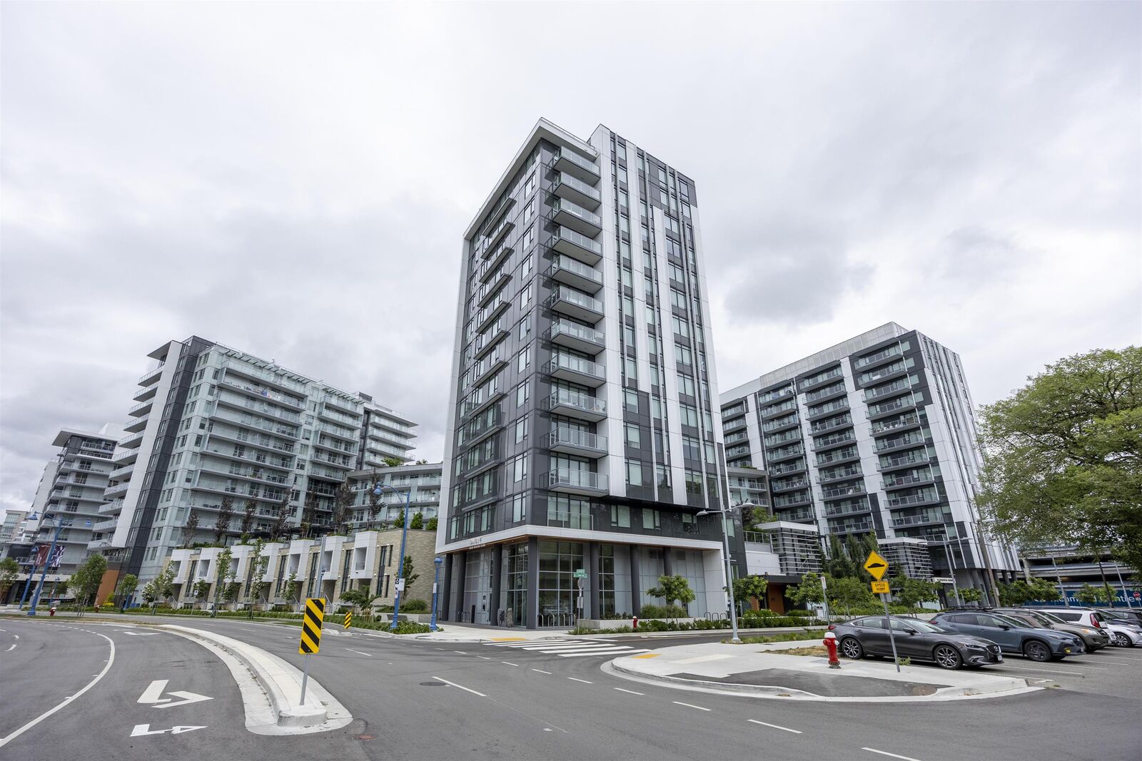 Property Photo: 6808 Minoru Boulevard 637 BC V6Y 0M7