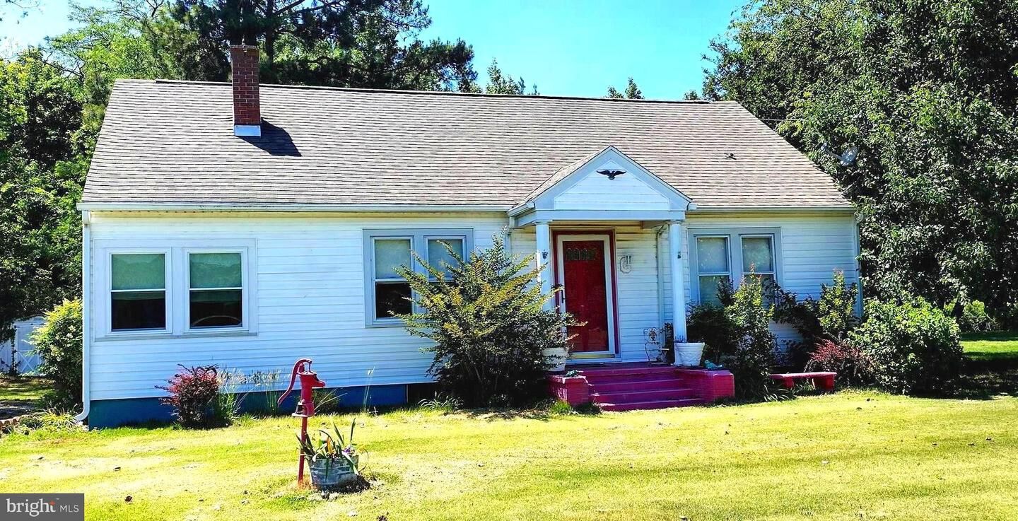 Property Photo: 10116 Deal Island Road MD 21821