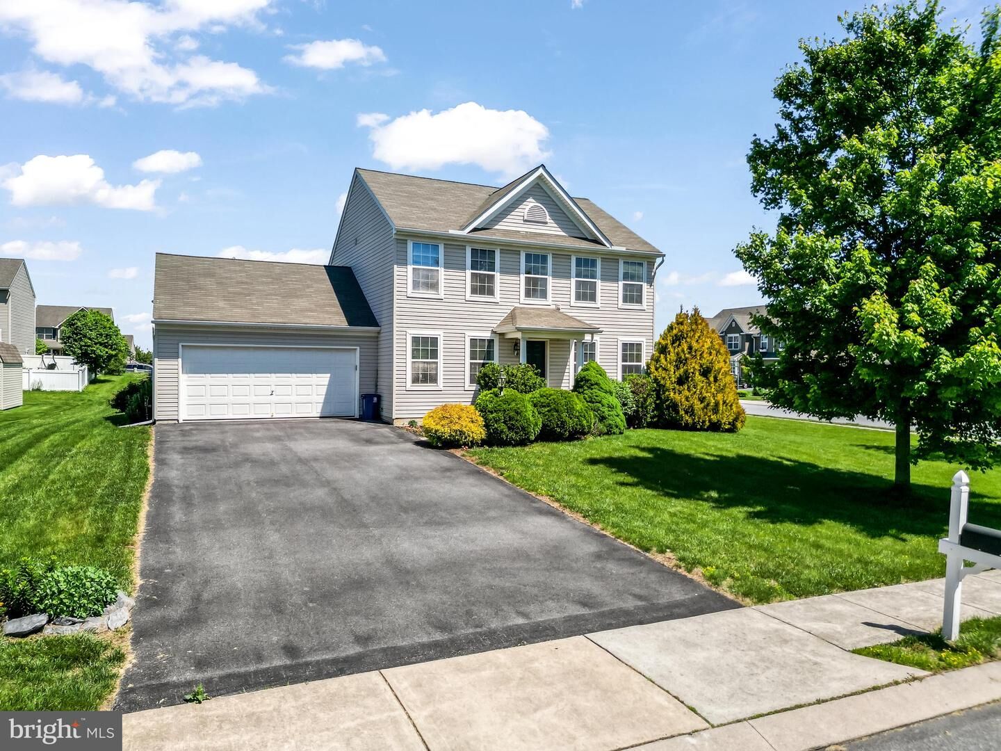 Property Photo:  299 Robin Dale Drive  PA 17540 