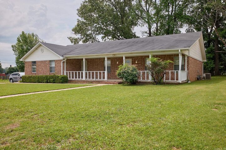Property Photo:  505 Parrish Street  AR 72076 
