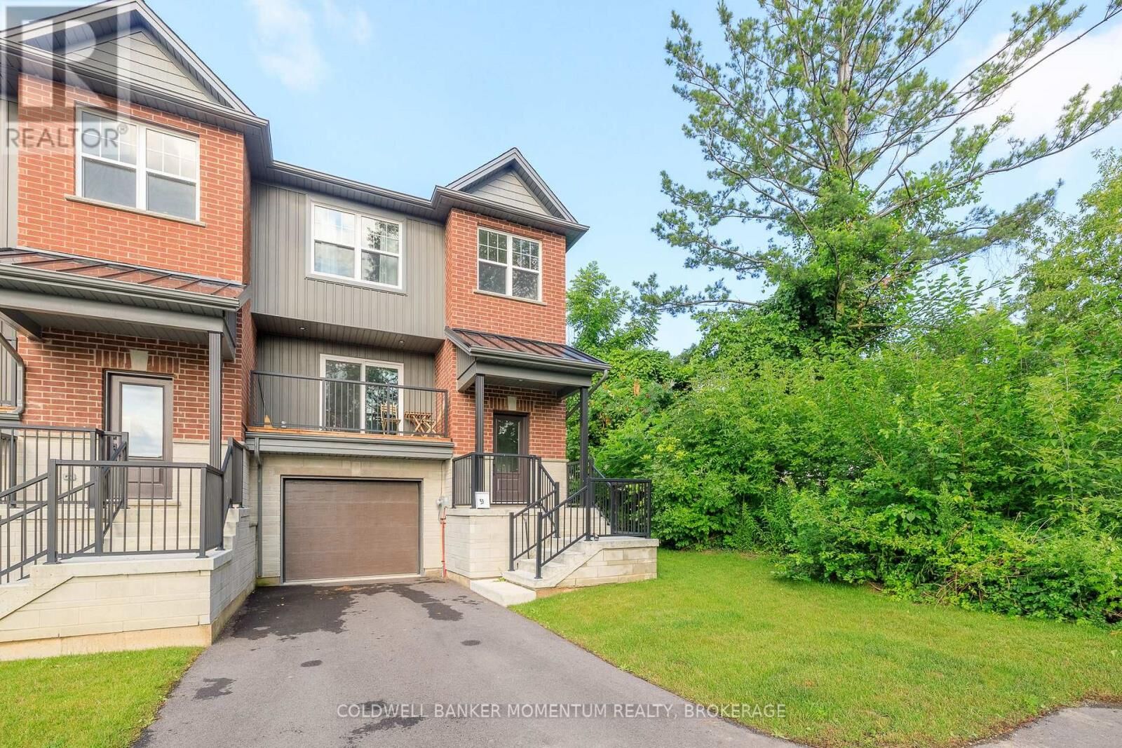 Property Photo:  153 B Moffatt Street B  ON L2P 2L7 