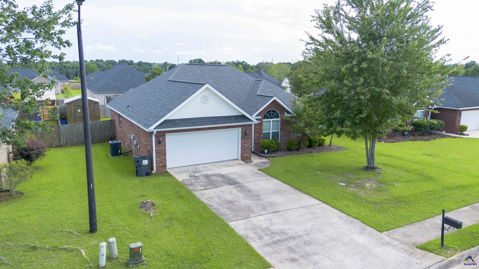 Property Photo:  311 Sugarloaf Parkway  GA 31069 