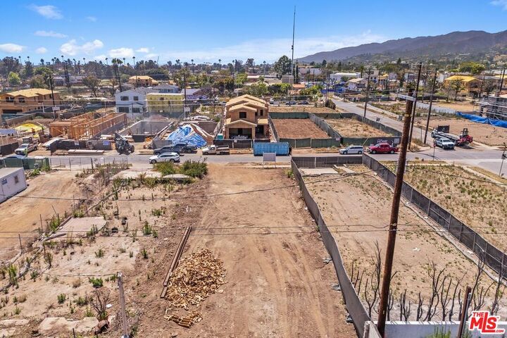 Property Photo: 870 Galloway St CA 90272