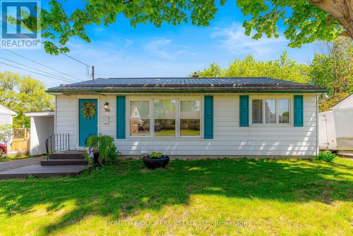 Property Photo:  86 Brookview Crescent  ON K6V 4P2 