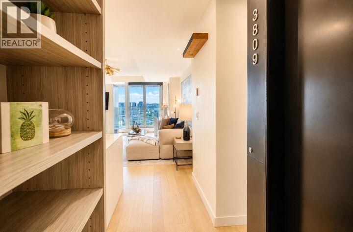 Property Photo:  1480 Howe Street 3809  BC V6Z 0G5 