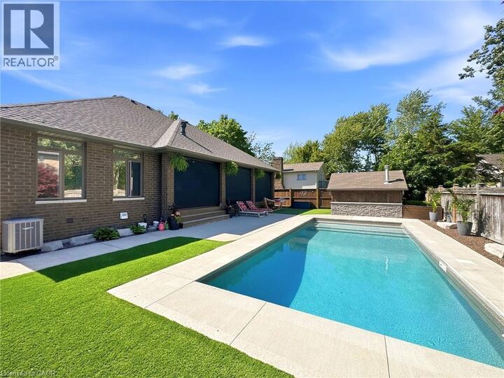 Property Photo:  318 East Puce Road  ON N8L 0C6 