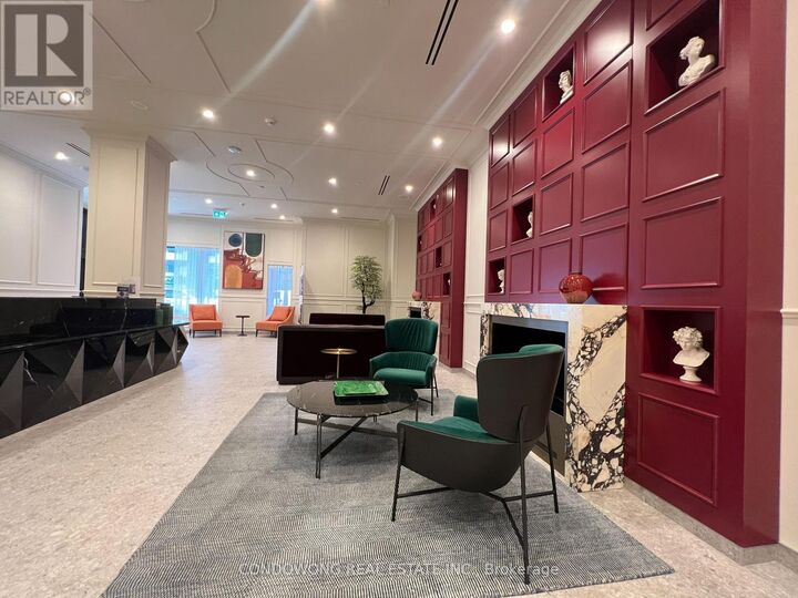 Property Photo:  180 Front Street East 2515  ON M5A 0A9 