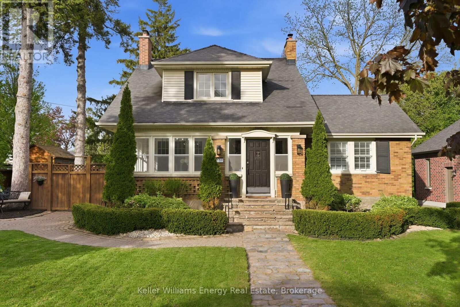 Property Photo:  59 Bagot Street  ON L1M 1A1 