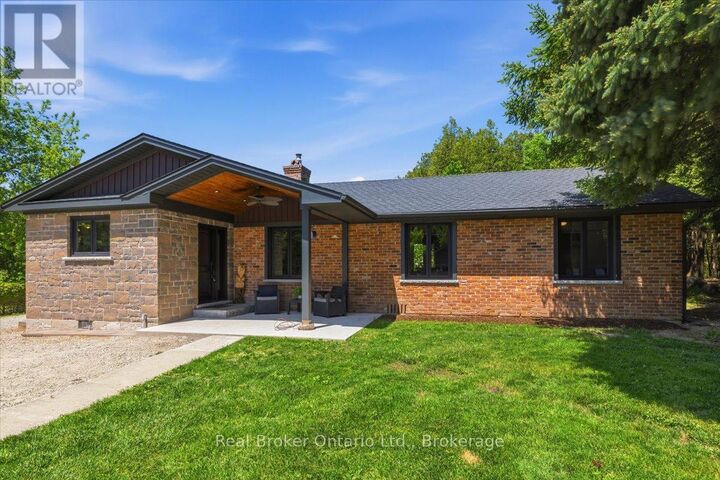 Property Photo:  401479 Grey Road 4  ON N4N 3B8 