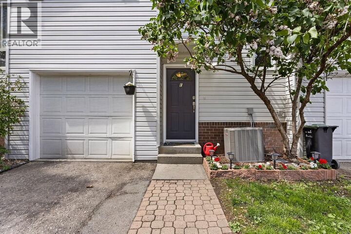 Property Photo:  4008 24 Avenue Unit E  BC V1T 1M2 