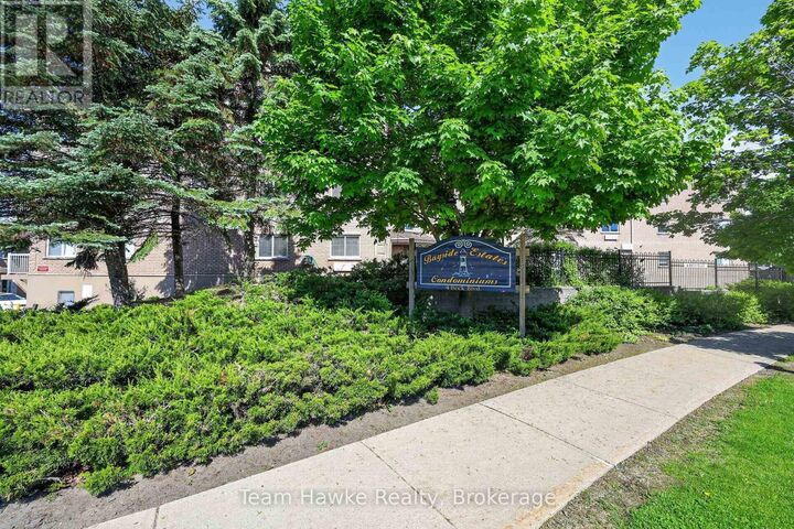Property Photo:  4 Beck Boulevard Ph4  ON L9M 2H3 