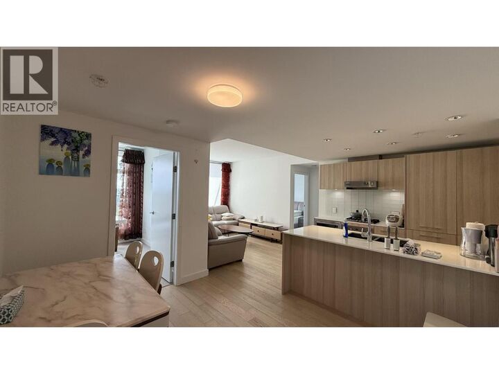 Property Photo:  2221 East 30th Avenue 1206  BC V5N 0G6 