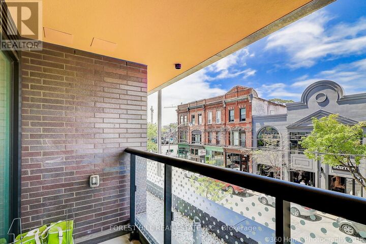 Property Photo:  109 Ossington Avenue 202  ON M6J 0G1 