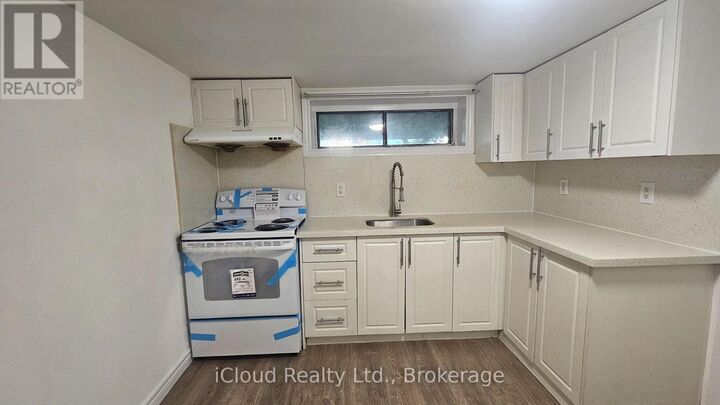 Property Photo:  111 Bexhill Avenue Bsmnt  ON M1L 3C2 