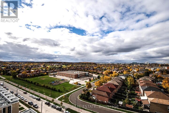 Property Photo:  65 Watergarden Drive 907  ON L5R 1B2 