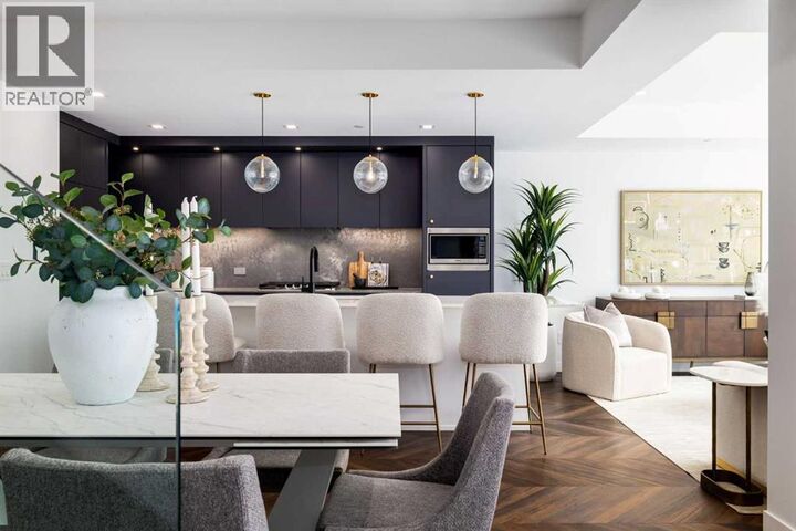 Property Photo:  8445 Broadcast Avenue Southwest  AB T3H 6B6 