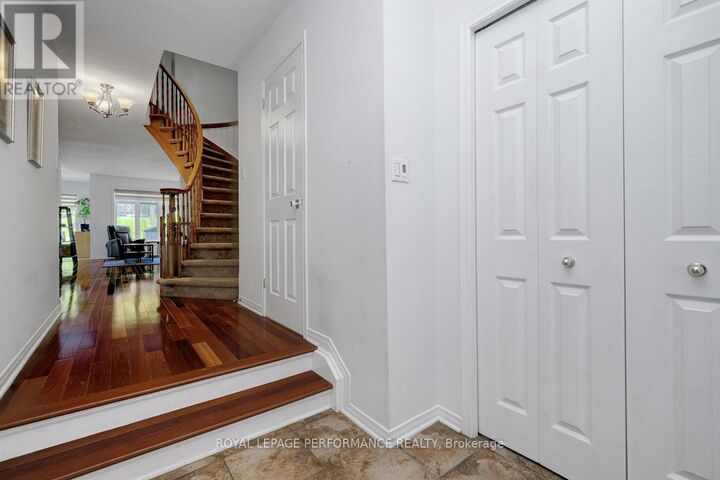 Property Photo: 167 Duntroon Circle ON K1T 4C8