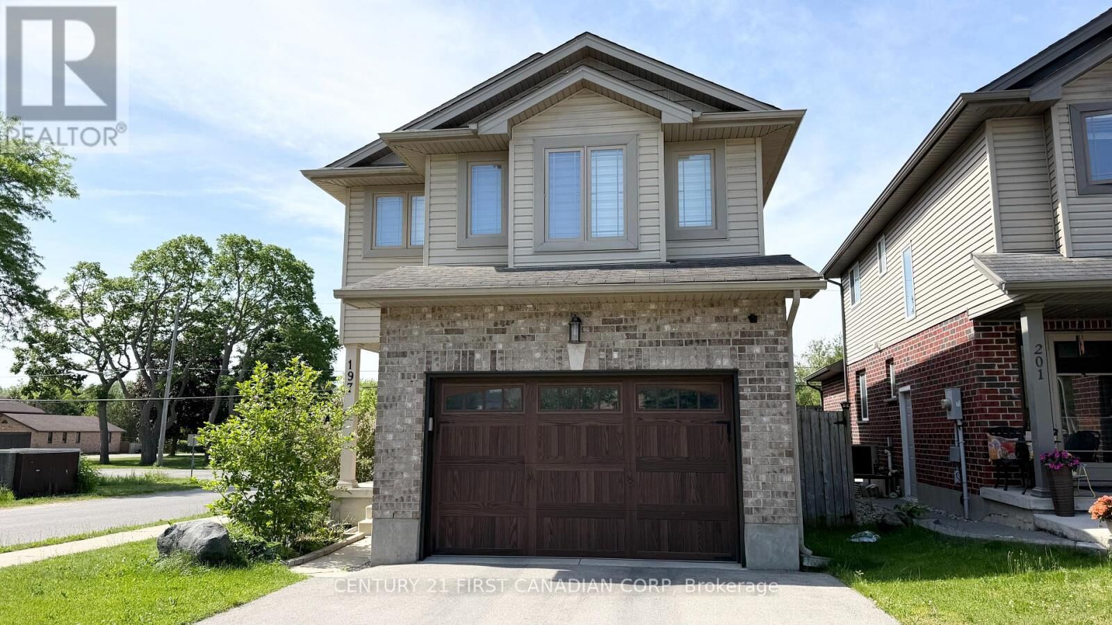 Property Photo:  197 Baxter Street  ON N5W 0A2 