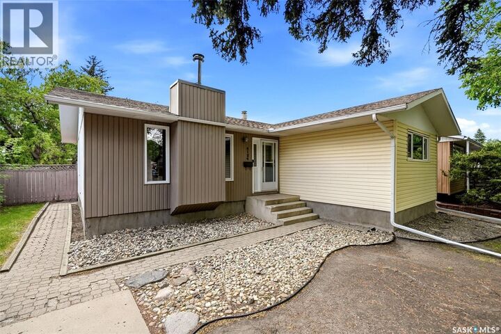 Property Photo:  4124 Argyle Street  SK S4S 3L7 