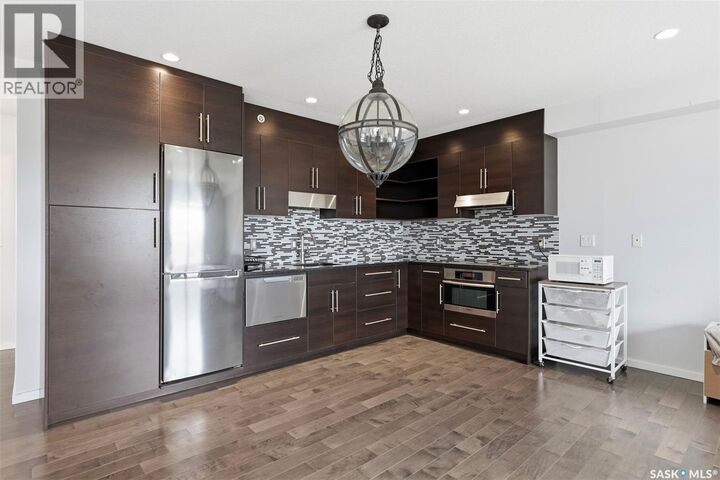 Property Photo:  410 230 Slimmon Road  SK S7V 0B3 