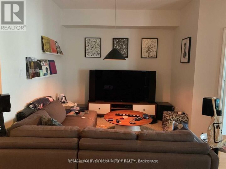 Property Photo:  600 Queens Quay West 623  ON M5V 3M3 