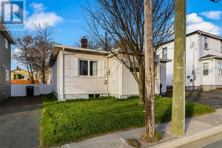 Property Photo:  20 Winchester Street  NL A1C 5A9 