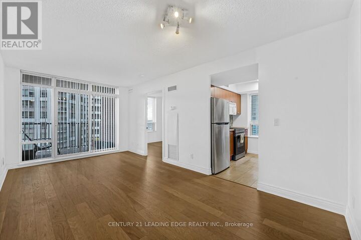 Property Photo:  55 Harrison Garden Boulevard 905  ON M2N 7G3 