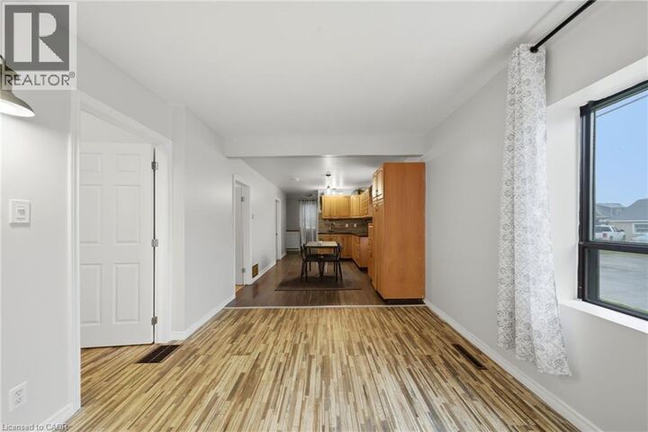 Property Photo:  107 Broadway Street  ON L3C 5L6 