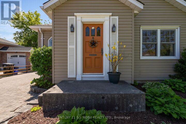 Property Photo:  51 Henry Street  ON L4N 1C6 