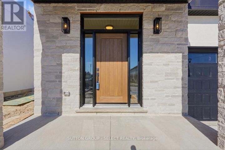 Property Photo:  2625 Barn Swallow Place  ON N6M 0J5 